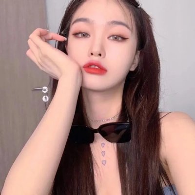 妓女。演员。皮条客